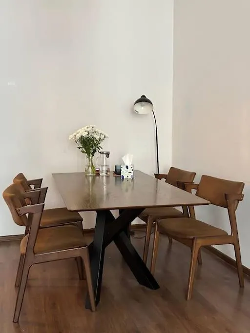 Cozy & Quiet Apartment In Baku 0*,
